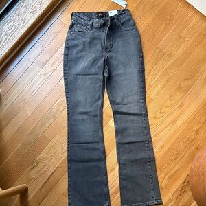 New! Lee Women's Boot Cut Leg Jeans in Refined Black